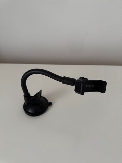 Universal mobile phone window mount