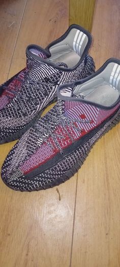 Yeezys Yecheil