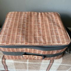 Picnic basket