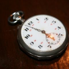 Vintage Pocket Watch (in working order)