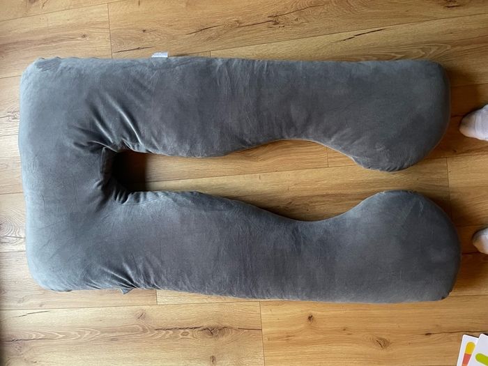 pregnancy pillow