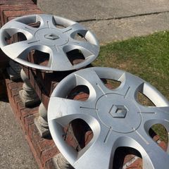 Genuine Renault Trafic Hubcaps 16"