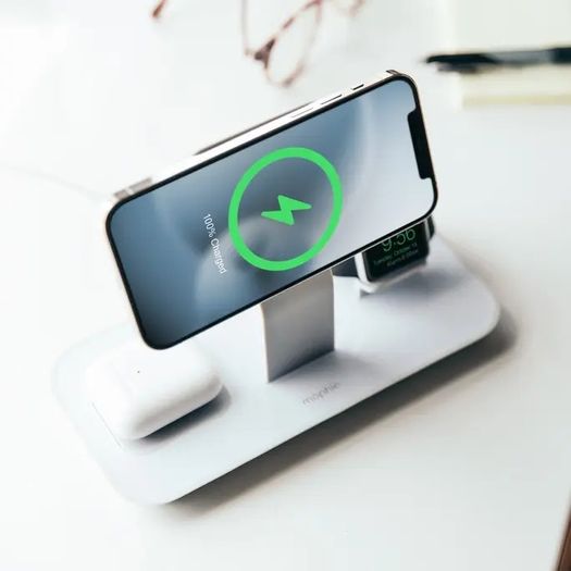 Mophie iphone charger