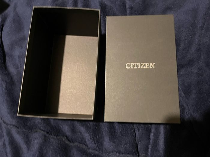 citizen red arrows watch gift box