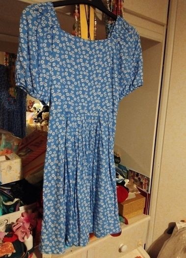 New Floral dress age 10-11 years