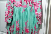 dress suit 14/16  please note no belt