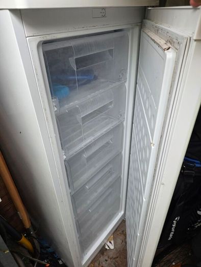 power point tall freezer