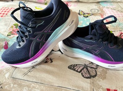 ASICS ladies pure gel FF BLAST + uk 5.5