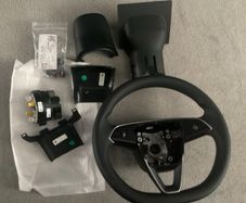 Tesla Model 3 / Model Y (Highland / Juniper) Steering Wheel Complete Set