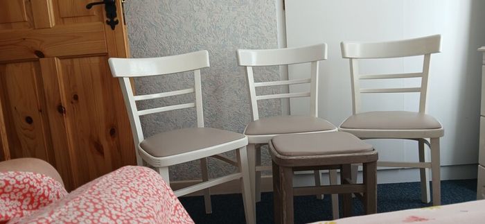 3  kitchen chairs & Stool