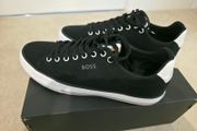 Boss trainers