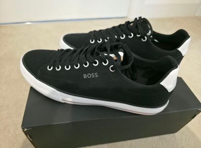 Boss trainers
