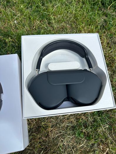 AirPods Max