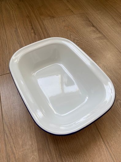Enamel Baking Dish