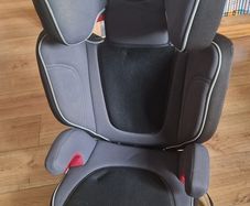 Joie Isofix booster seat