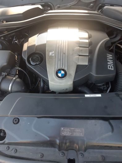 BMW 5 series e60 deep sea blue a76