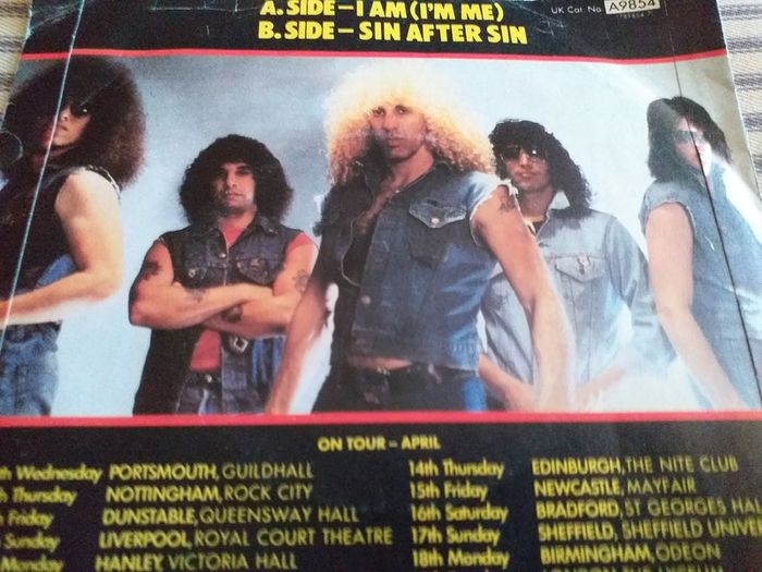 Twisted Sister - Single.