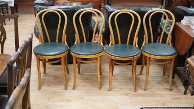Set of 4 Vintage Bentwood Chairs