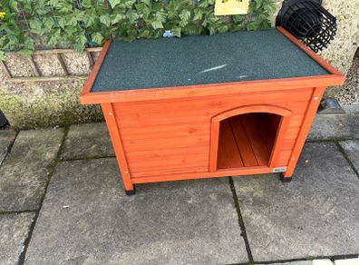 dog kennel