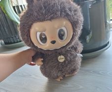 Pop Mart Labubu