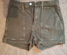 Girls shorts 9-11y