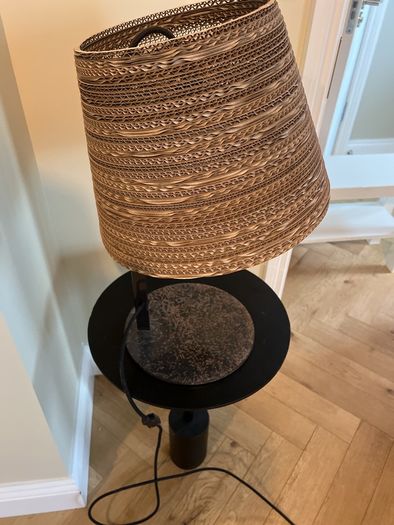Table lamp