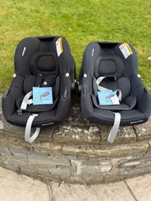 2  Maxi- Cosi CabrioFix car seats and ISOFIX base