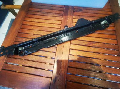 Lower radiator mount Alfa Romeo