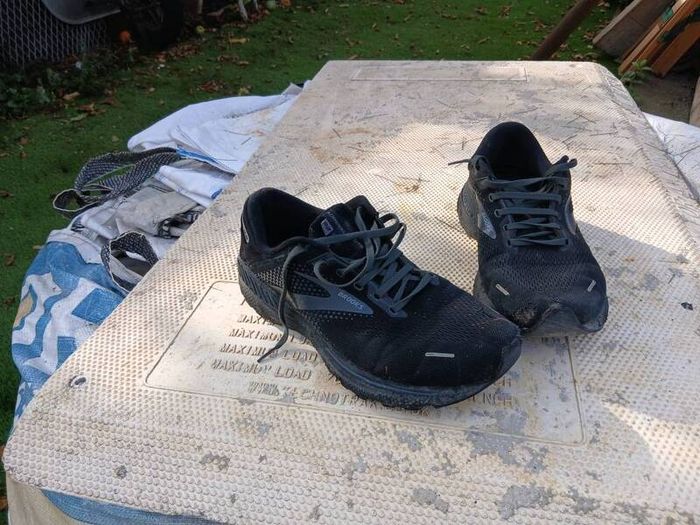 brooks gents runners