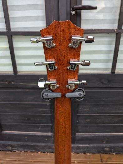 Taylor 710