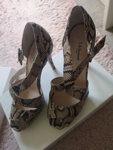 Size 5.5 LK Bennett designer heels NEW