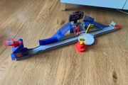 Disney Pixar Cars Piston Cup Stunting Speedway Playset
