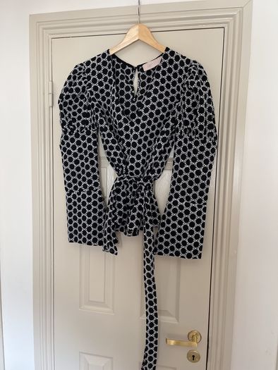 Keepsake Top