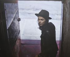 James Bay - Chaos And The Calm.