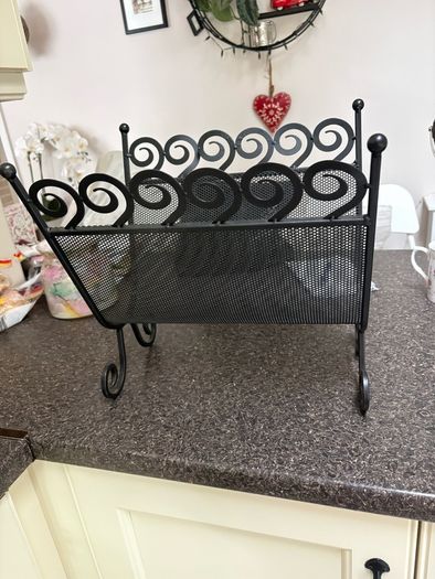 Magazine rack