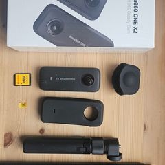 Insta360 X2 with Extras
