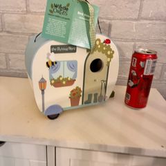 Lovely bird feeder