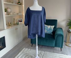 Ladies Navy Plus-size Square-Neck Top from SHEIN CURVE