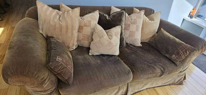 Sofa for free
