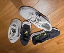 Nike Runners Size 5.5