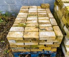 Reclaimed Yellow/Cream Bricks