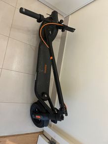 Ninebot Segway F2 Plus E eKickScooter electric scooter