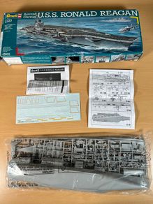 Revell 05003 1:720 USS Ronald Reagan Aircraft Carrier Model