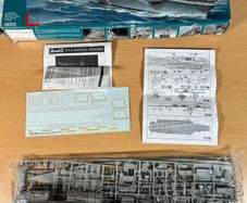 Revell 05003 1:720 USS Ronald Reagan Aircraft Carrier Model