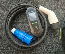 car charger 32A 7kW Type 2
