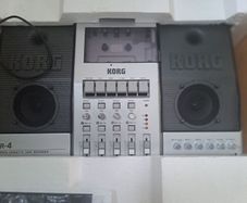 CR-4 4 track cassette Tape Recorder