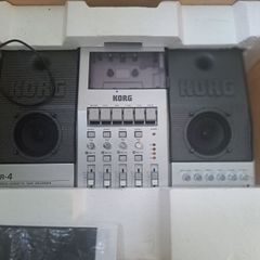 CR-4 4 track cassette Tape Recorder