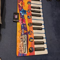 keyboard playmat