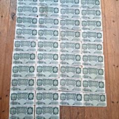 43 English One Pound Notes(40s,50s,60s)