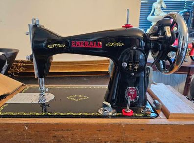 Vintage Emerald electric sewing machine